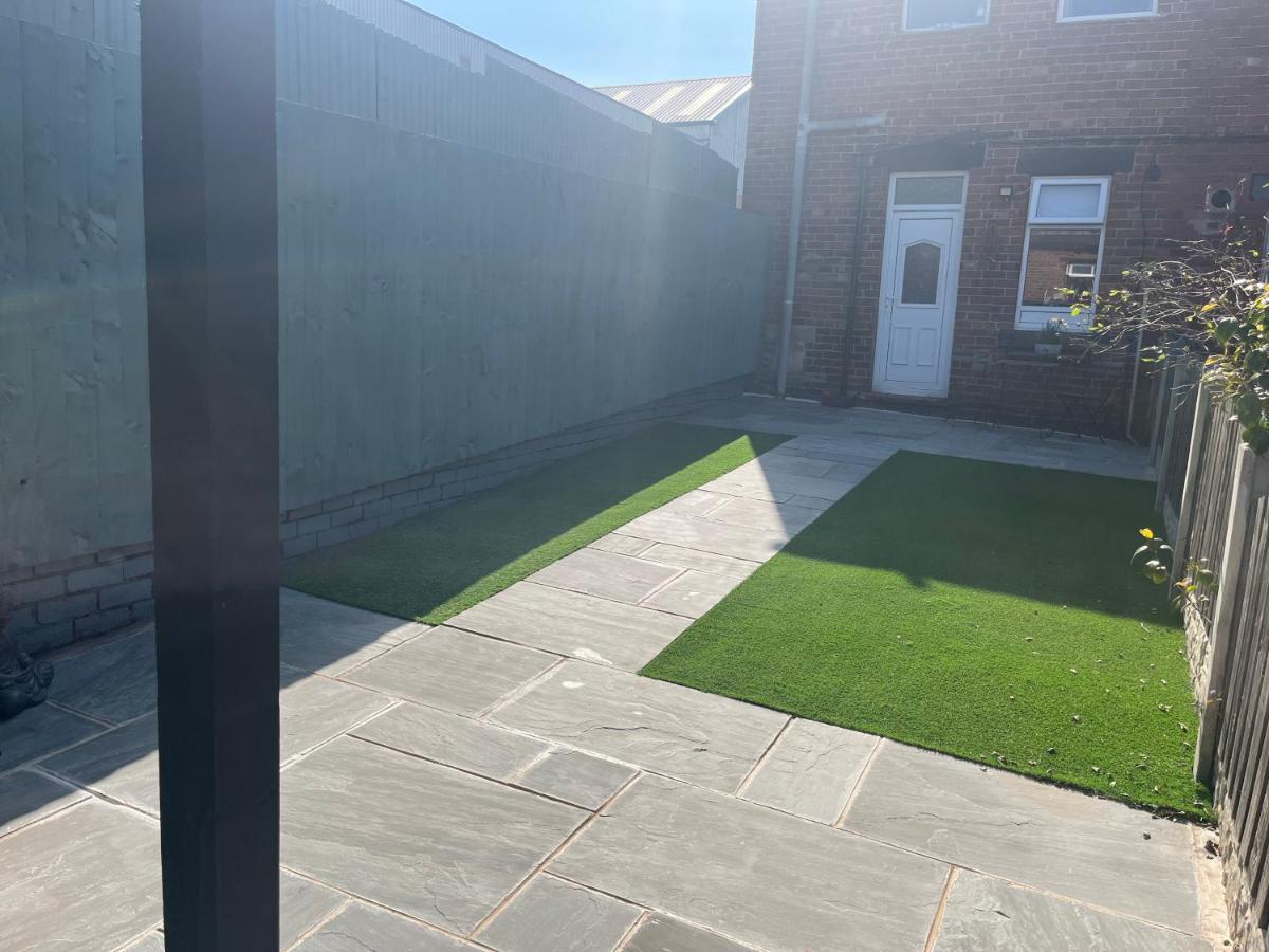 Hilton House Villa Barnsley Exterior photo